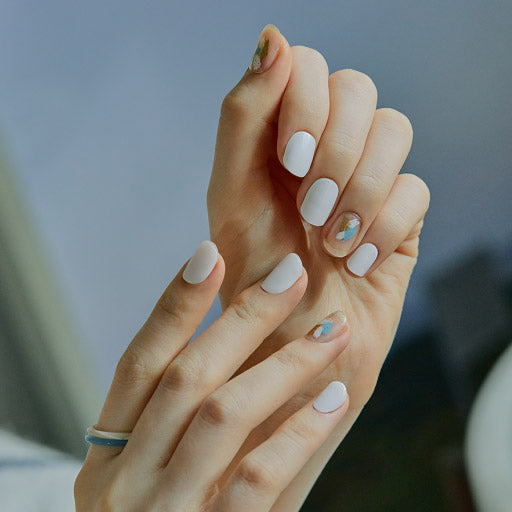 https://vanity-table.com/cdn/shop/products/ohora-nail-creamcream-art-thumbnail2.jpg?v=1659451613